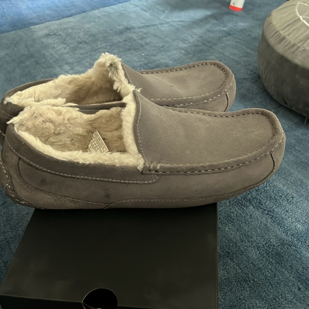 Gray Ugg Ascot Slippers - image 6
